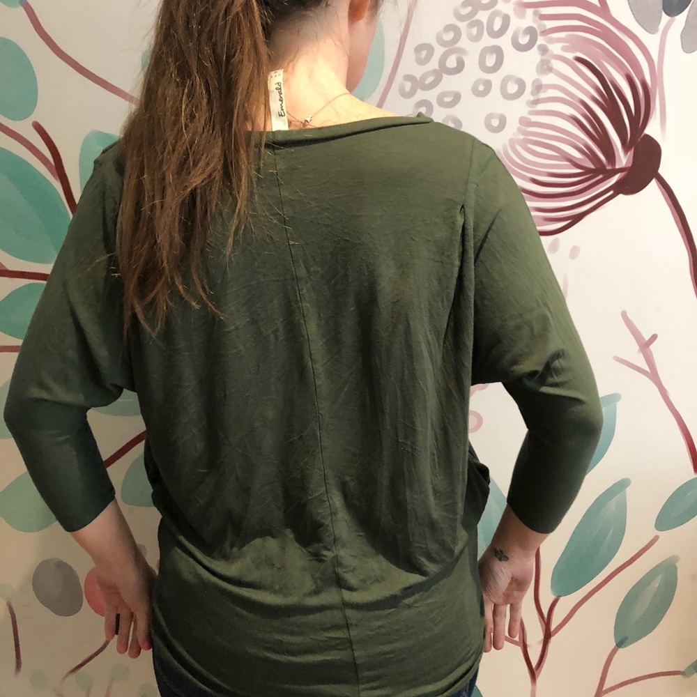 Olive piko top